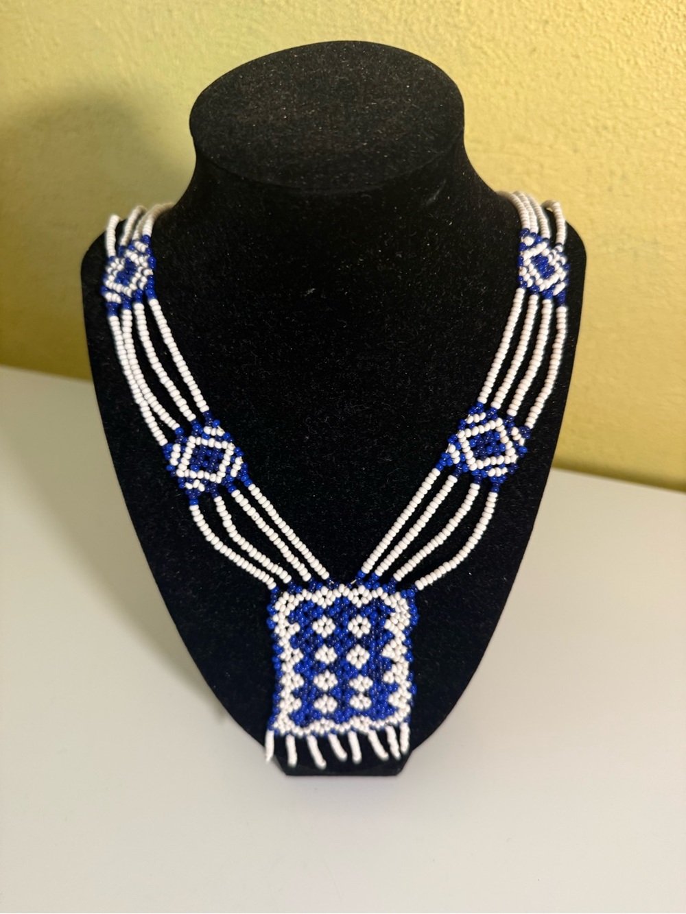 Vintage Native Beaded Necklace Unisex White & Blue
